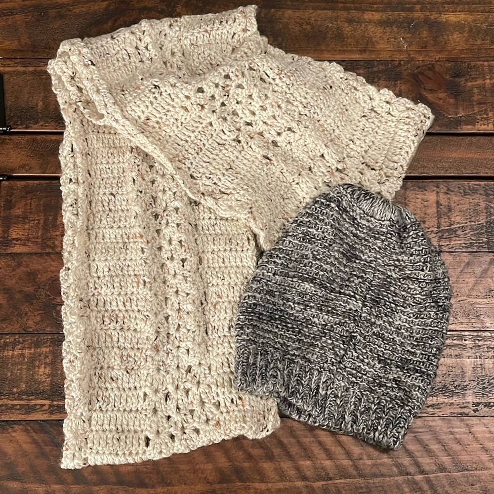 A set! Scarf and hat knitted set